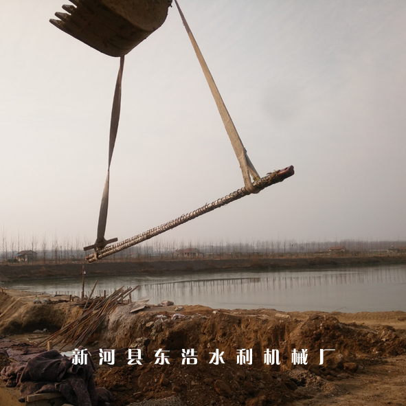 闸门启闭机吊�?018.jpg 闸门启闭机吊�?018.jpg